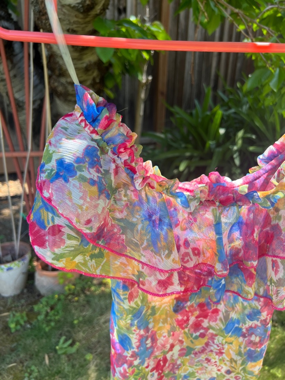 Floral Ruffle chiffon strapless top - Picture 2 of 5